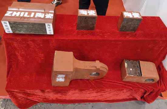 복합 소재 내마모성 망치 머리의 기술적 변화