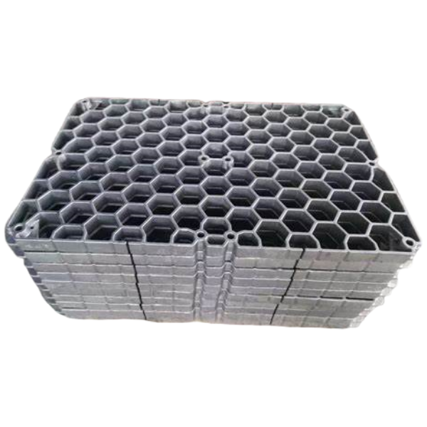 트레이 및 충전 바구니